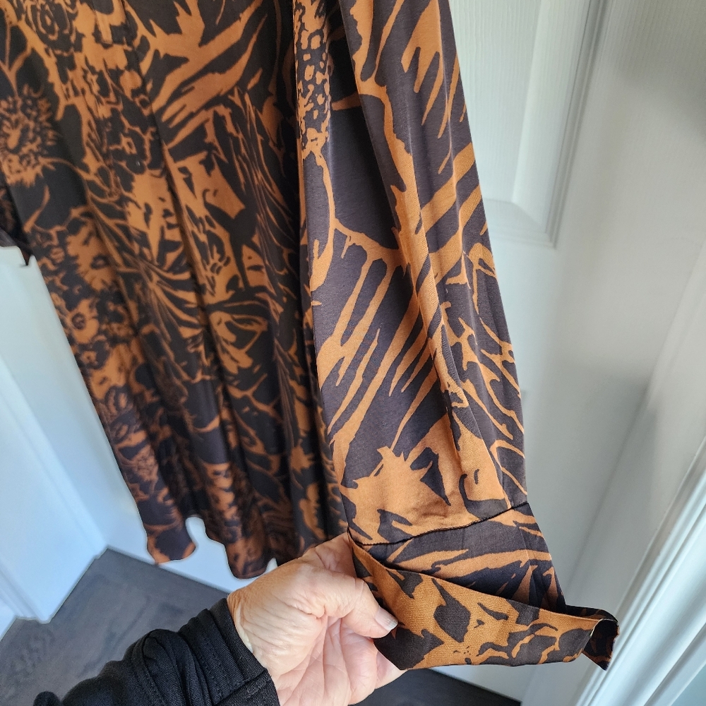 COS Black and Brown Floral Midi Shirt Dress - Picture 4 of 14